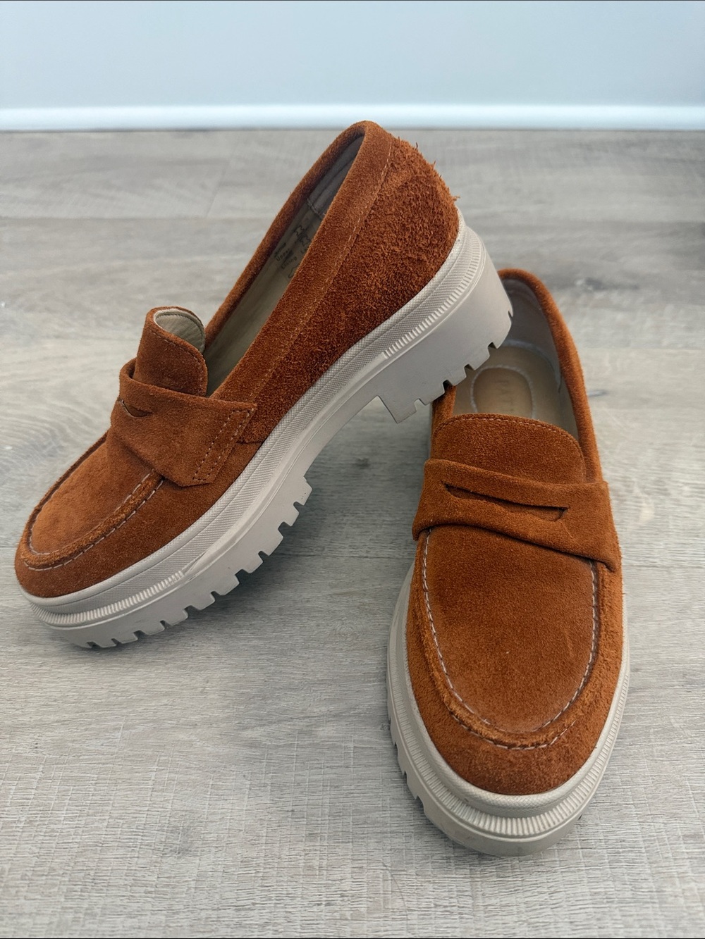 Portland leather Women’s patina Zoe Suede Penny Loafers Rust Chunky Sole size 6